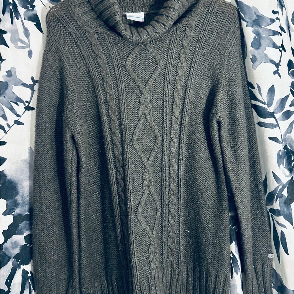 Columbia Olive Cable Knit Cowl Neck Sweater